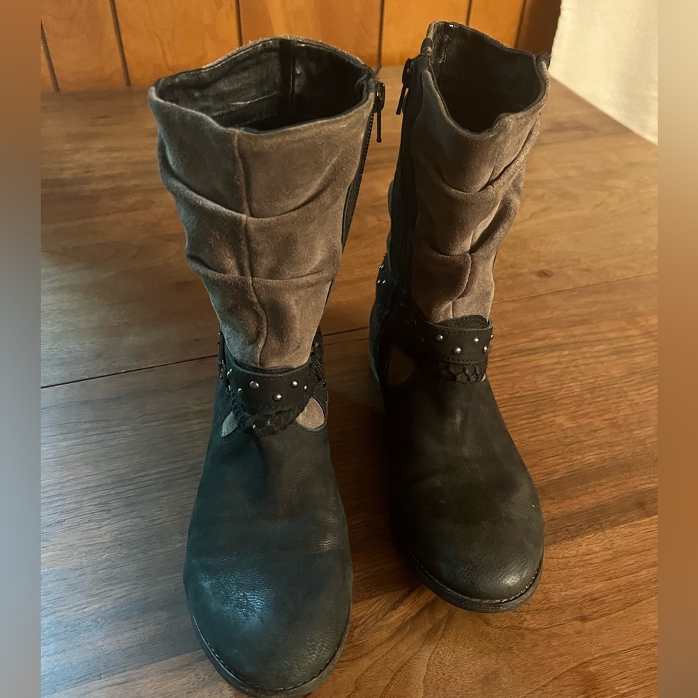 Mossimo 8.5 booties